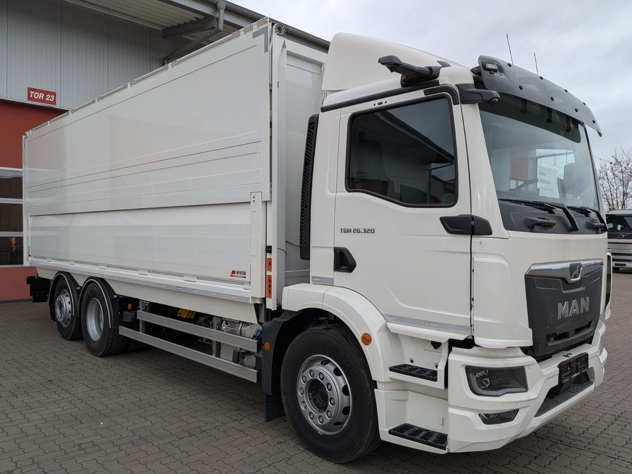 MAN TGM 26.320 6x2/4 Getränkefahrzeug Wingliner LBW - Грузовик с закрытым кузовом: фото 5 MAN TGM 26.320 6x2/4 Getränkefahrzeug Wingliner LBW - Грузовик с закрытым кузовом: фото 5