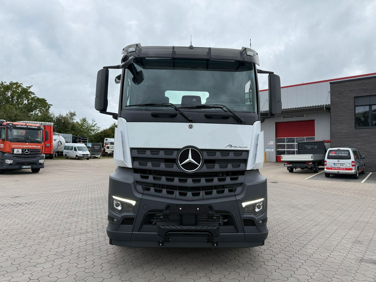 Mercedes-Benz Arocs 5 2651L 6 x4 Meiller RS 2170 - Крюковой мультилифт: фото 5 Mercedes-Benz Arocs 5 2651L 6 x4 Meiller RS 2170 - Крюковой мультилифт: фото 5