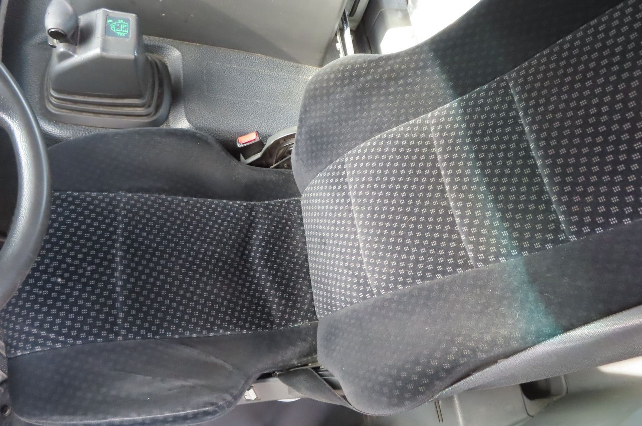 Mercedes-Benz Axor  1833 L - Glastransporter Kran Palfinger в лизинг Mercedes-Benz Axor  1833 L - Glastransporter Kran Palfinger: фото 9