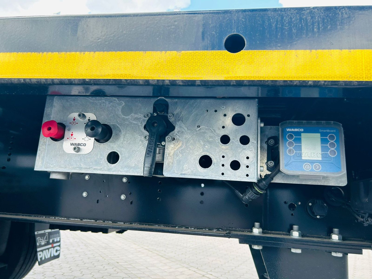 Полуприцеп лесовоз PAVIC 3-Achs Plattform-Auflieger/Leergew. ca. 7,1t: фото 10