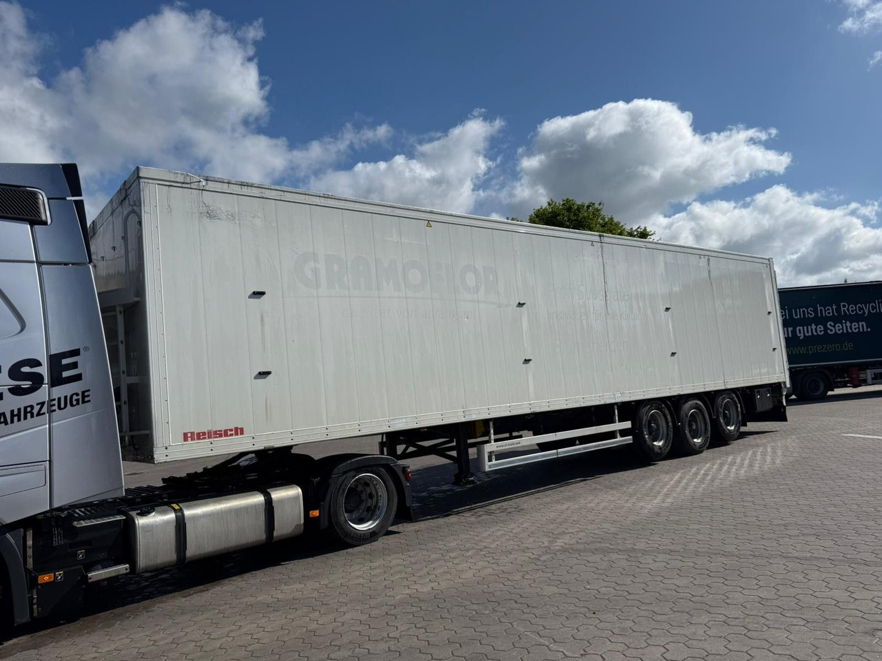 Reisch Schubboden 92m³ 1+3 Achse liftbar TÜV Neu - Полуприцеп с подвижным полом: фото 3 Reisch Schubboden 92m³ 1+3 Achse liftbar TÜV Neu - Полуприцеп с подвижным полом: фото 3