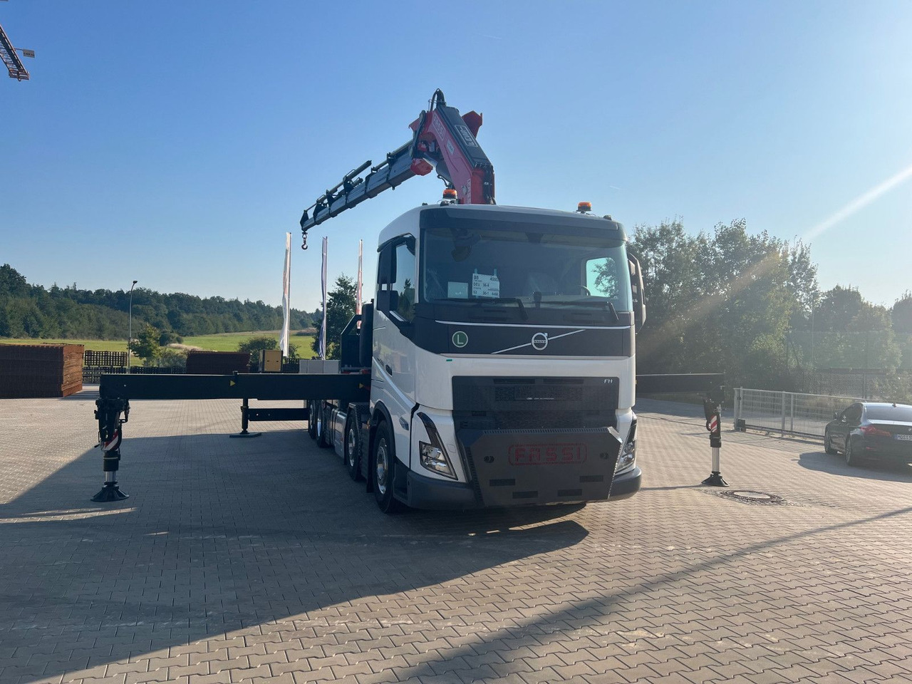 Volvo FH 500 8x2 Kran F710 RA2.26 - Грузовик бортовой/ Платформа, Автоманипулятор: фото 2 Volvo FH 500 8x2 Kran F710 RA2.26 - Грузовик бортовой/ Платформа, Автоманипулятор: фото 2