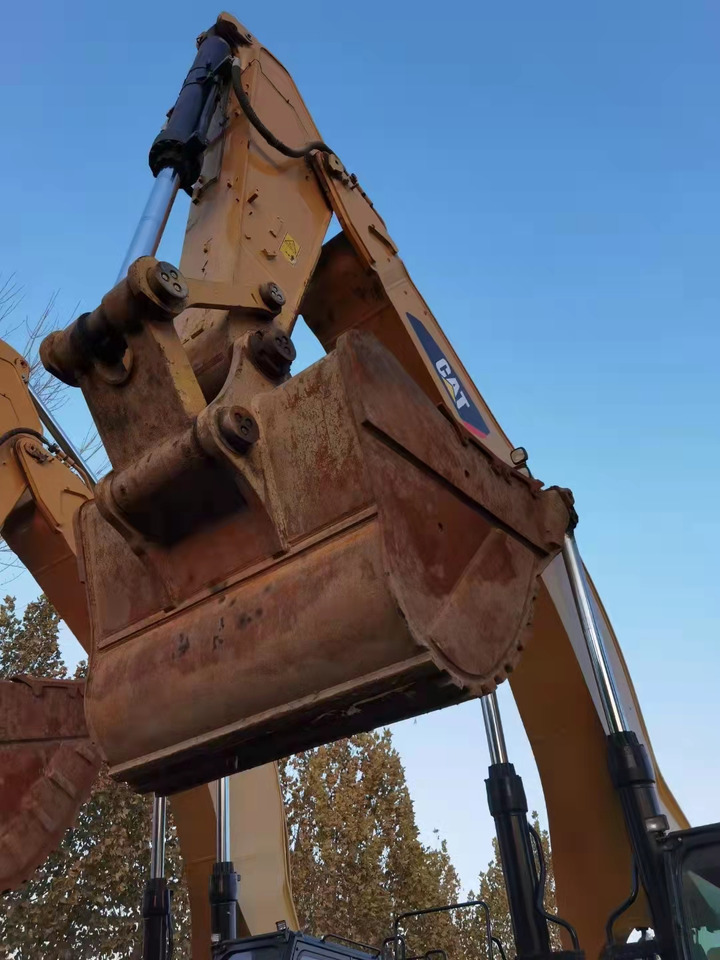 CATERPILLAR 390F - Экскаватор: фото 2 CATERPILLAR 390F - Экскаватор: фото 2