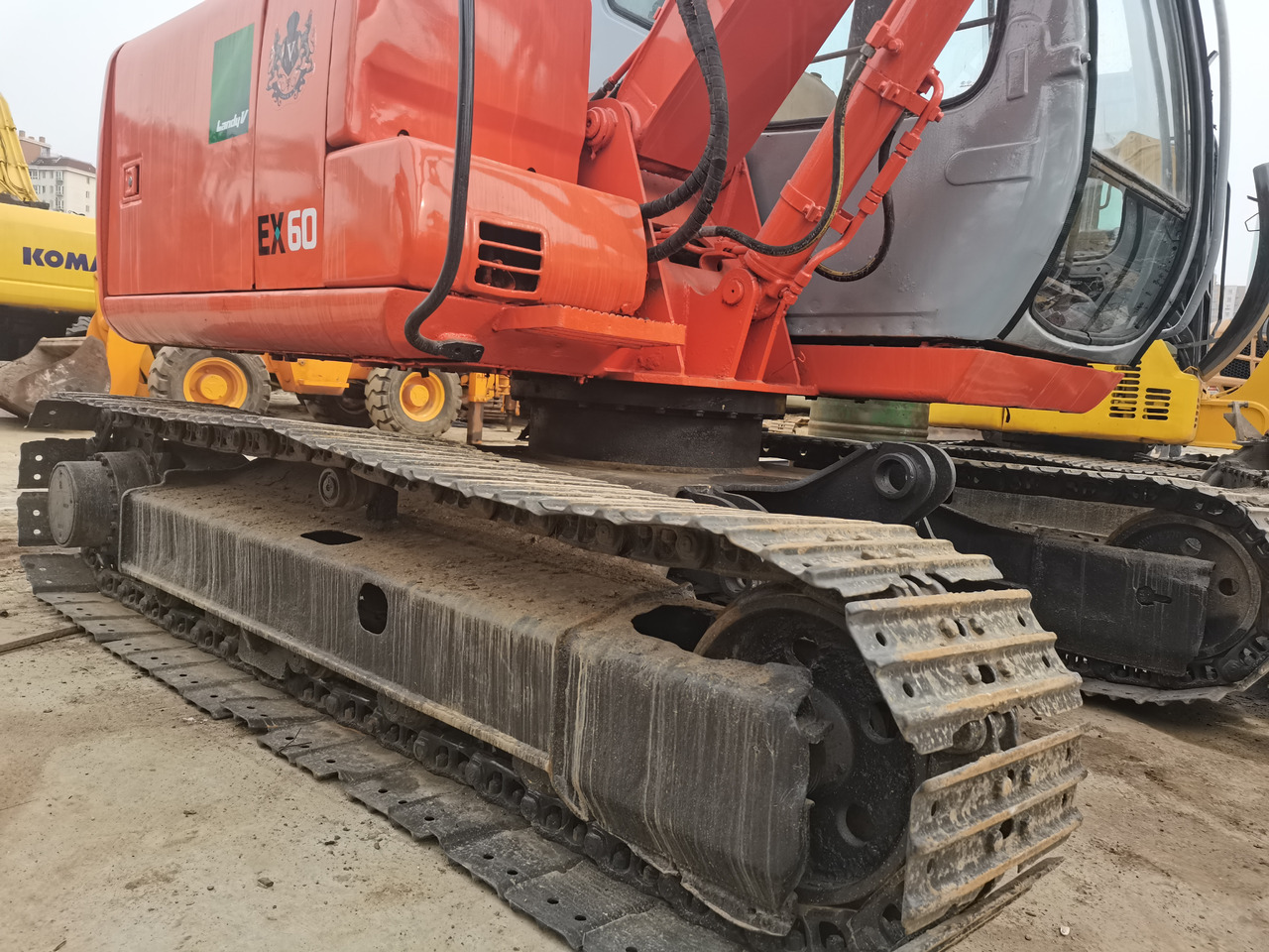 HITACHI EX60 - Гусеничный экскаватор: фото 3 HITACHI EX60 - Гусеничный экскаватор: фото 3