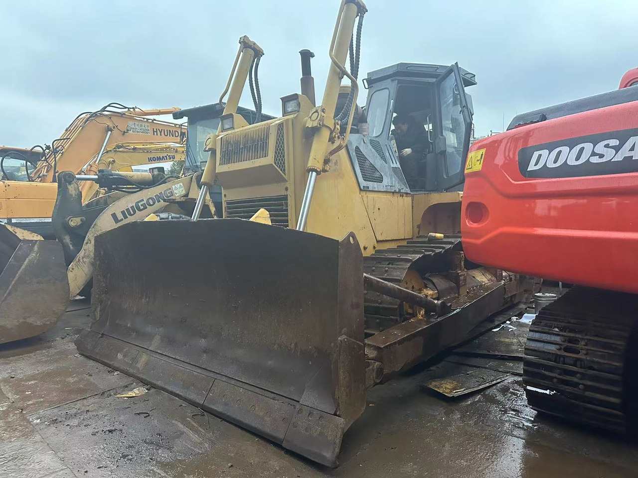 KOMATSU D85 - Бульдозер: фото 4 KOMATSU D85 - Бульдозер: фото 4