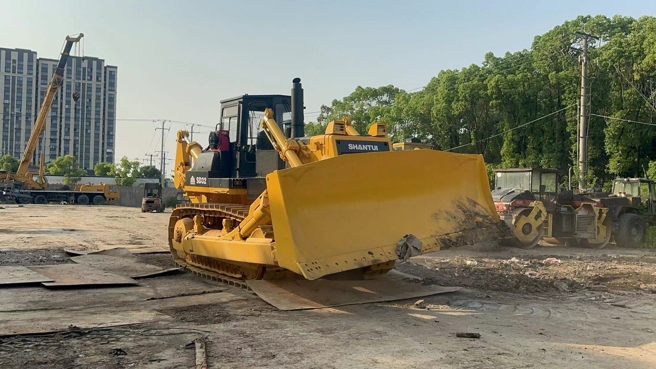 SHANTUI SD32 - Бульдозер: фото 1 SHANTUI SD32 - Бульдозер: фото 1