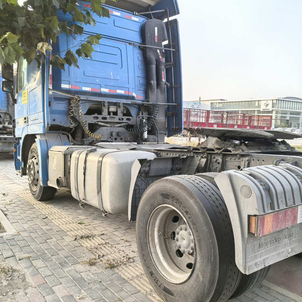 Mercedes-Benz 4x2-1841 - Тягач: фото 5 Mercedes-Benz 4x2-1841 - Тягач: фото 5
