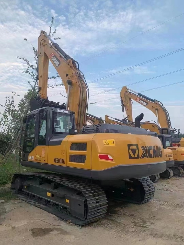 XCMG XE215DA - Гусеничный экскаватор: фото 1 XCMG XE215DA - Гусеничный экскаватор: фото 1