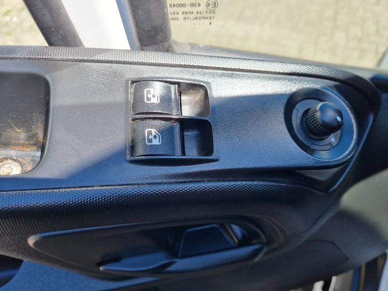 Малотоннажный бортовой грузовик, Грузопассажирский фургон Iveco Daily 35C18 3.0D DC 6 zits Open laadbak 4.10m EURO 6: фото 19