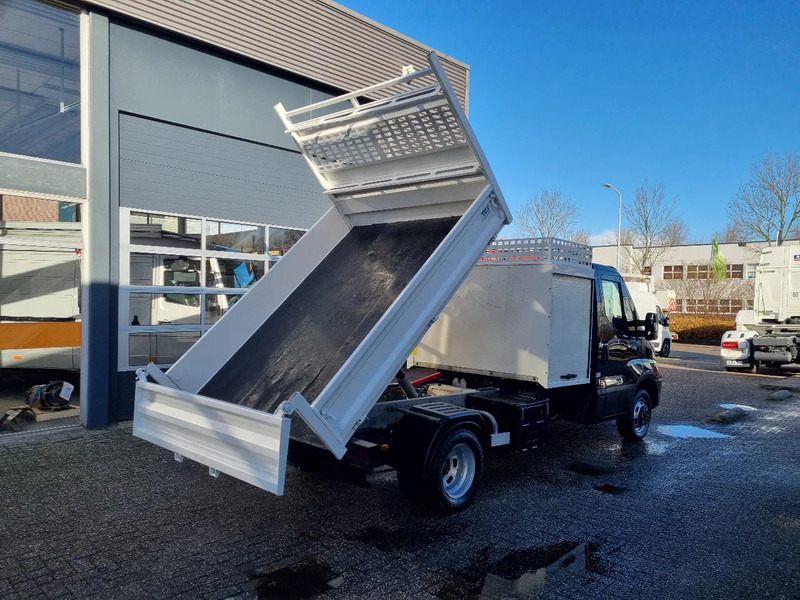 Iveco Daily 35C18 3.0D Kipper Hi-Matic Euro 6 GVW 3500 kg - Малотоннажный самосвал: фото 2 Iveco Daily 35C18 3.0D Kipper Hi-Matic Euro 6 GVW 3500 kg - Малотоннажный самосвал: фото 2