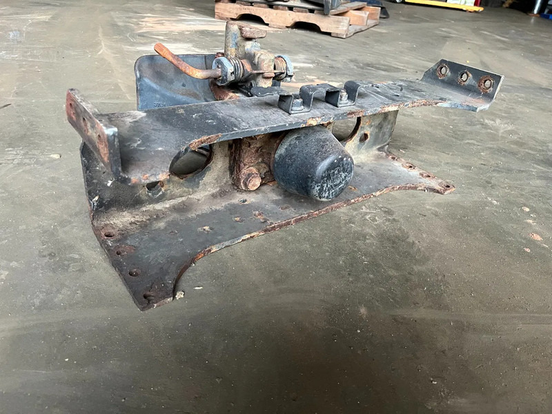 Сцепление и запчасти для Грузовиков Rockinger achter vangmuil koppeling met tussenbalk, diverse beschikbaar: фото 17 Сцепление и запчасти для Грузовиков Rockinger achter vangmuil koppeling met tussenbalk, diverse beschikbaar: фото 17