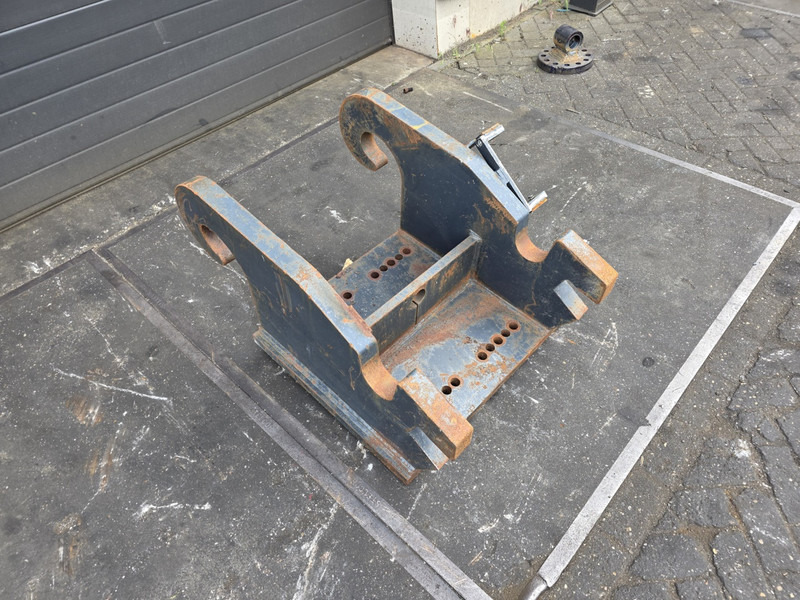 Adaptor plate cw55s verachtert kopplaat cw55s verachtert eurosteel - Сцепное устройство для Строительной техники: фото 2 Adaptor plate cw55s verachtert kopplaat cw55s verachtert eurosteel - Сцепное устройство для Строительной техники: фото 2