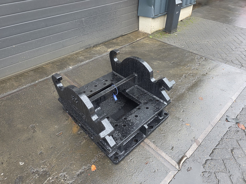 Kopplaat cw 45 breedt adaptor plate - Сцепное устройство для Строительной техники: фото 5 Kopplaat cw 45 breedt adaptor plate - Сцепное устройство для Строительной техники: фото 5