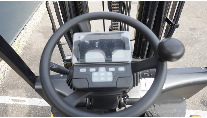 Eurotrac FE18-S 1.8 TON TRIPLEX 3-STAGE NEW FORKLIFT - Строительная техника: фото 5 Eurotrac FE18-S 1.8 TON TRIPLEX 3-STAGE NEW FORKLIFT - Строительная техника: фото 5