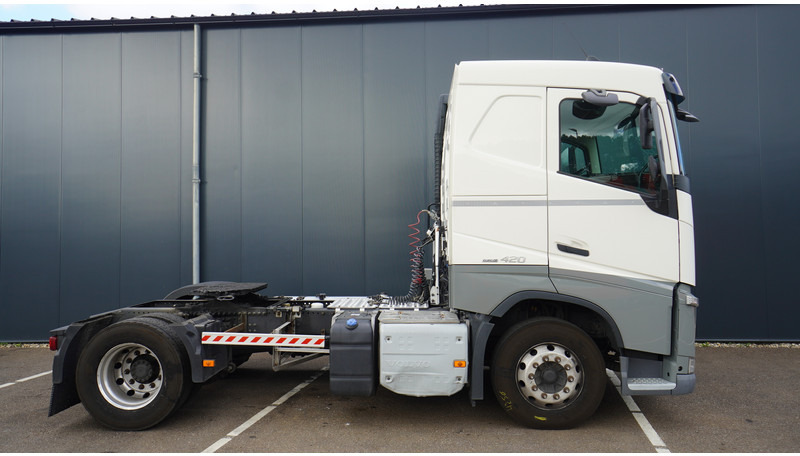 Volvo FH 420 ADR EURO 6 756.000KM - Тягач: фото 2 Volvo FH 420 ADR EURO 6 756.000KM - Тягач: фото 2