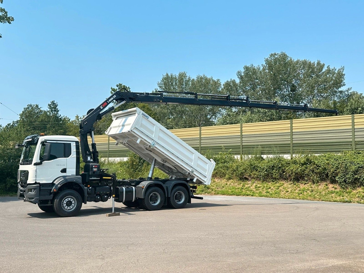 MAN TGS 33.440 6x4 /3-Seiten- Kipper / HIAB 228-6 - Самосвал, Автоманипулятор: фото 3 MAN TGS 33.440 6x4 /3-Seiten- Kipper / HIAB 228-6 - Самосвал, Автоманипулятор: фото 3