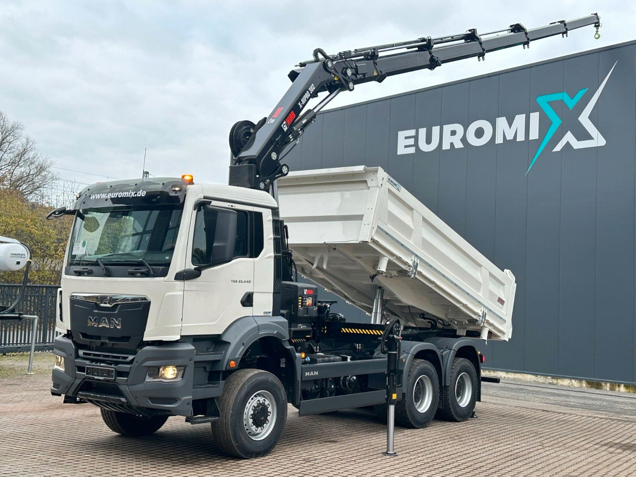 MAN TGS 33.440 6x6 /3-Seiten- Kipper / Kran HIAB 302 - Самосвал, Автоманипулятор: фото 1 MAN TGS 33.440 6x6 /3-Seiten- Kipper / Kran HIAB 302 - Самосвал, Автоманипулятор: фото 1