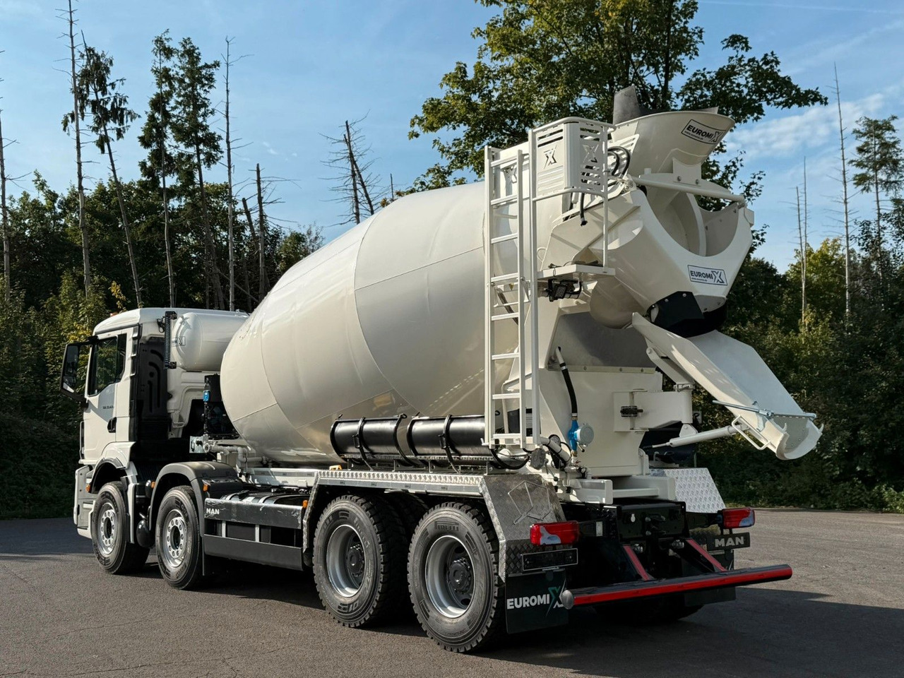 MAN TGS 35.470 BB 8X4 EuromixMTP EM 10 L - Автобетоносмеситель: фото 4 MAN TGS 35.470 BB 8X4 EuromixMTP EM 10 L - Автобетоносмеситель: фото 4