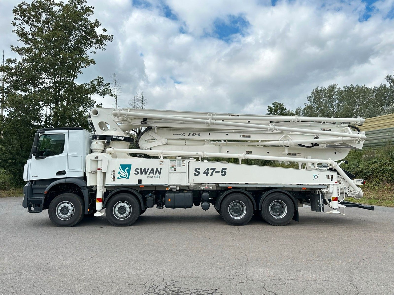 Mercedes-Benz Arocs 5 4142 8x4 SWAN TSP 47-5 160RZ ( 47m ) - Автобетоносмеситель: фото 4 Mercedes-Benz Arocs 5 4142 8x4 SWAN TSP 47-5 160RZ ( 47m ) - Автобетоносмеситель: фото 4