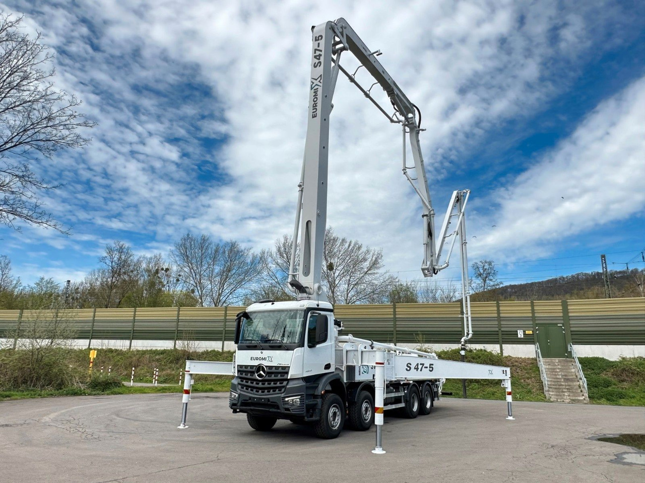 Mercedes-Benz Arocs 5 4542 8x4 SWAN TSP 47-5 160RZ ( 47m ) в лизинг Mercedes-Benz Arocs 5 4542 8x4 SWAN TSP 47-5 160RZ ( 47m ): фото 17
