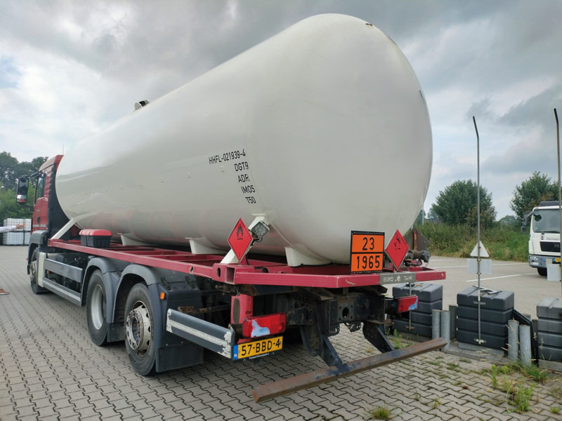 MAN TGS 26.400 6x2-4 LL 26900 Liter Gas tank truck ID 2.168 Rootselaar, flowmeter, pump - Грузовик-цистерна: фото 5 MAN TGS 26.400 6x2-4 LL 26900 Liter Gas tank truck ID 2.168 Rootselaar, flowmeter, pump - Грузовик-цистерна: фото 5