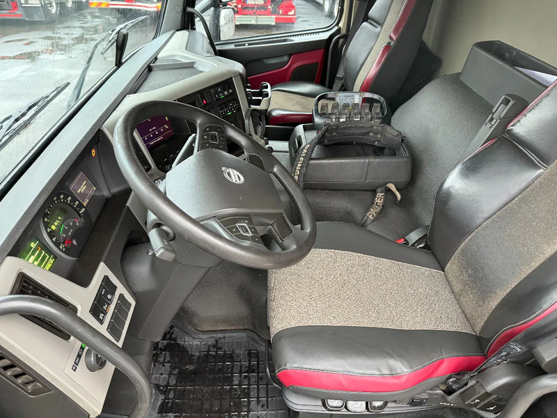 Грузовик бортовой/ Платформа, Автоманипулятор Volvo FM 11.330 4x2, Flatbed-truck with 18t/m Crane, 2014: фото 14 Грузовик бортовой/ Платформа, Автоманипулятор Volvo FM 11.330 4x2, Flatbed-truck with 18t/m Crane, 2014: фото 14