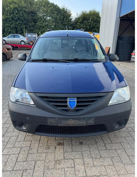 Dacia Logan **EURO 4** - Легковой автомобиль: фото 2 Dacia Logan **EURO 4** - Легковой автомобиль: фото 2