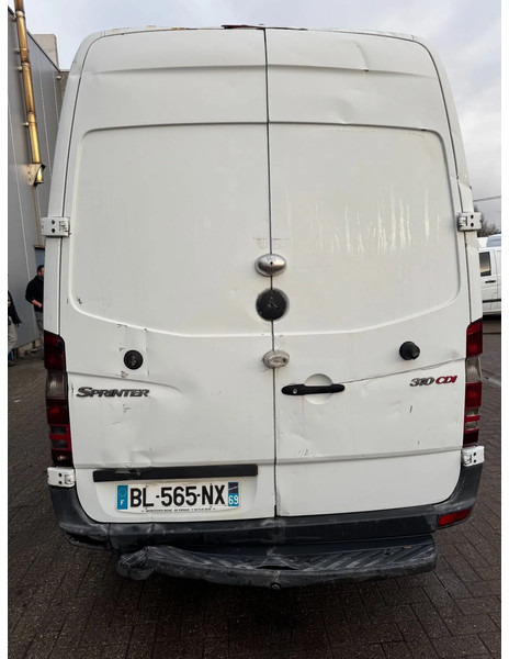 Mercedes-Benz Sprinter 310 - Легковой фургон: фото 5 Mercedes-Benz Sprinter 310 - Легковой фургон: фото 5