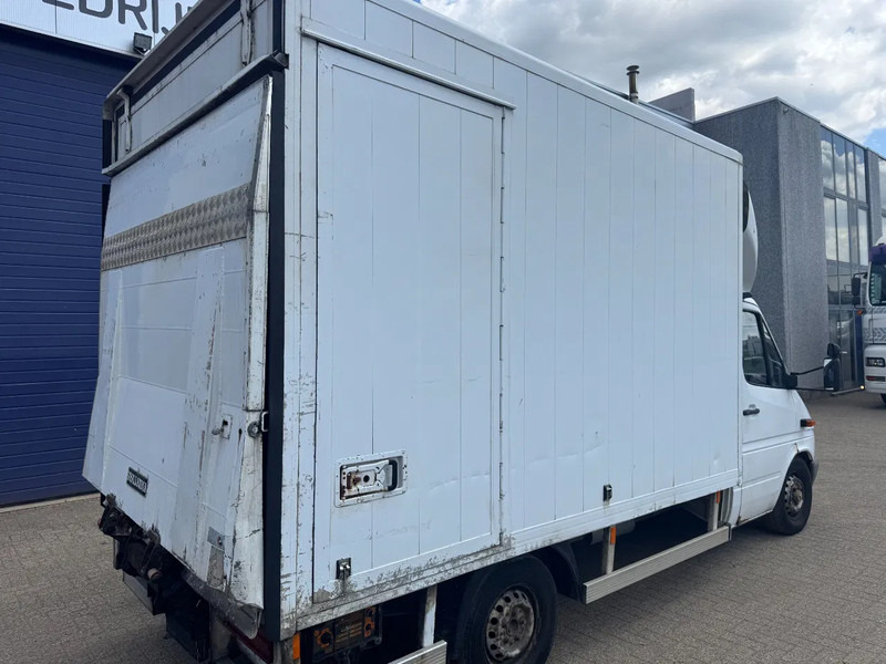 Mercedes-Benz Sprinter 313 **BOX+LIFT** - Фургон с закрытым кузовом: фото 5 Mercedes-Benz Sprinter 313 **BOX+LIFT** - Фургон с закрытым кузовом: фото 5