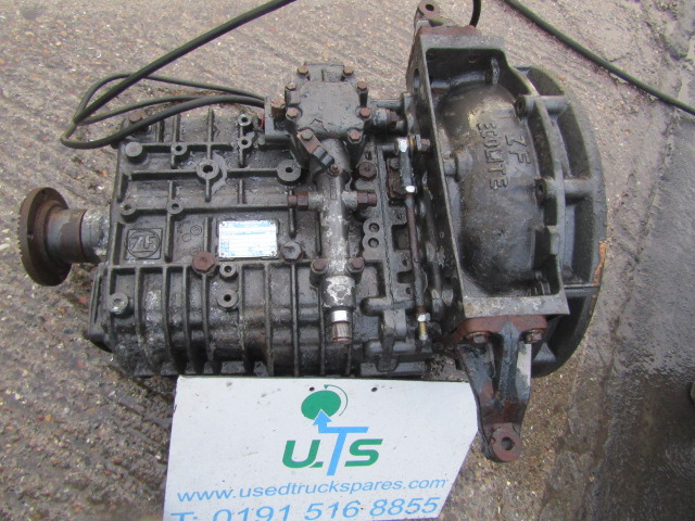 MAN LE 220 6 SPEED ZF GEARBOX 65 850 - Коробка передач для Грузовиков: фото 2 MAN LE 220 6 SPEED ZF GEARBOX 65 850 - Коробка передач для Грузовиков: фото 2