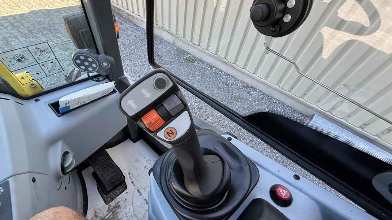 Kramer 5065 - Колёсный погрузчик: фото 3 Kramer 5065 - Колёсный погрузчик: фото 3