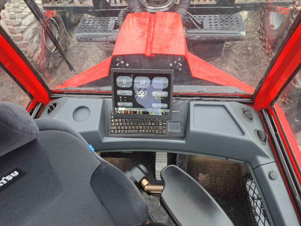 Komatsu 855 - Форвардер: фото 3 Komatsu 855 - Форвардер: фото 3