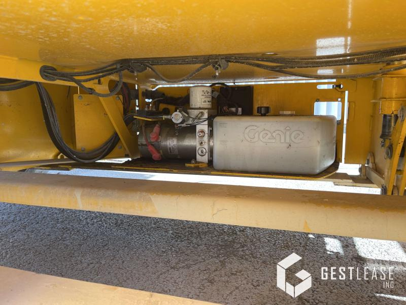 Ножничный подъемник Genie GS-2646: фото 11 Ножничный подъемник Genie GS-2646: фото 11