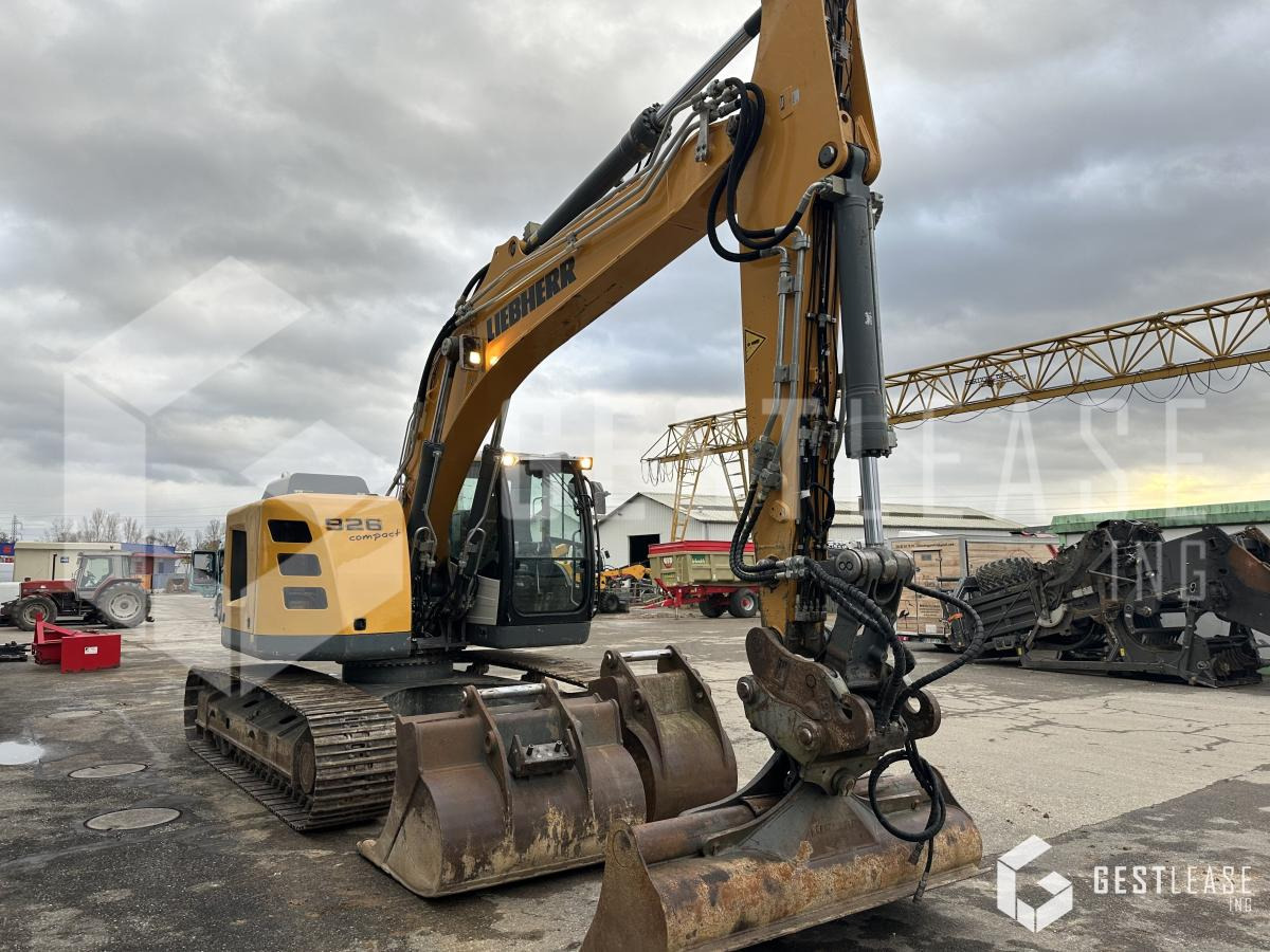 Liebherr R926 COMPACT - Гусеничный экскаватор: фото 4 Liebherr R926 COMPACT - Гусеничный экскаватор: фото 4