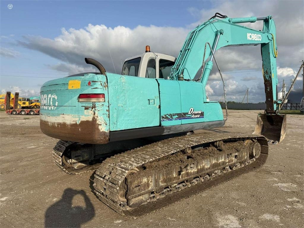 Kobelco SK 210'LC-6 - Гусеничный экскаватор: фото 4 Kobelco SK 210'LC-6 - Гусеничный экскаватор: фото 4