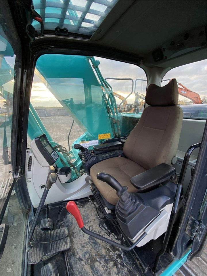 Гусеничный экскаватор Kobelco SK 210 LC-9: фото 12