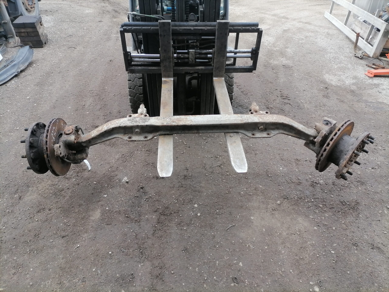 MAN Axel housing 81441013143 - Передняя ось для Грузовиков: фото 1 MAN Axel housing 81441013143 - Передняя ось для Грузовиков: фото 1