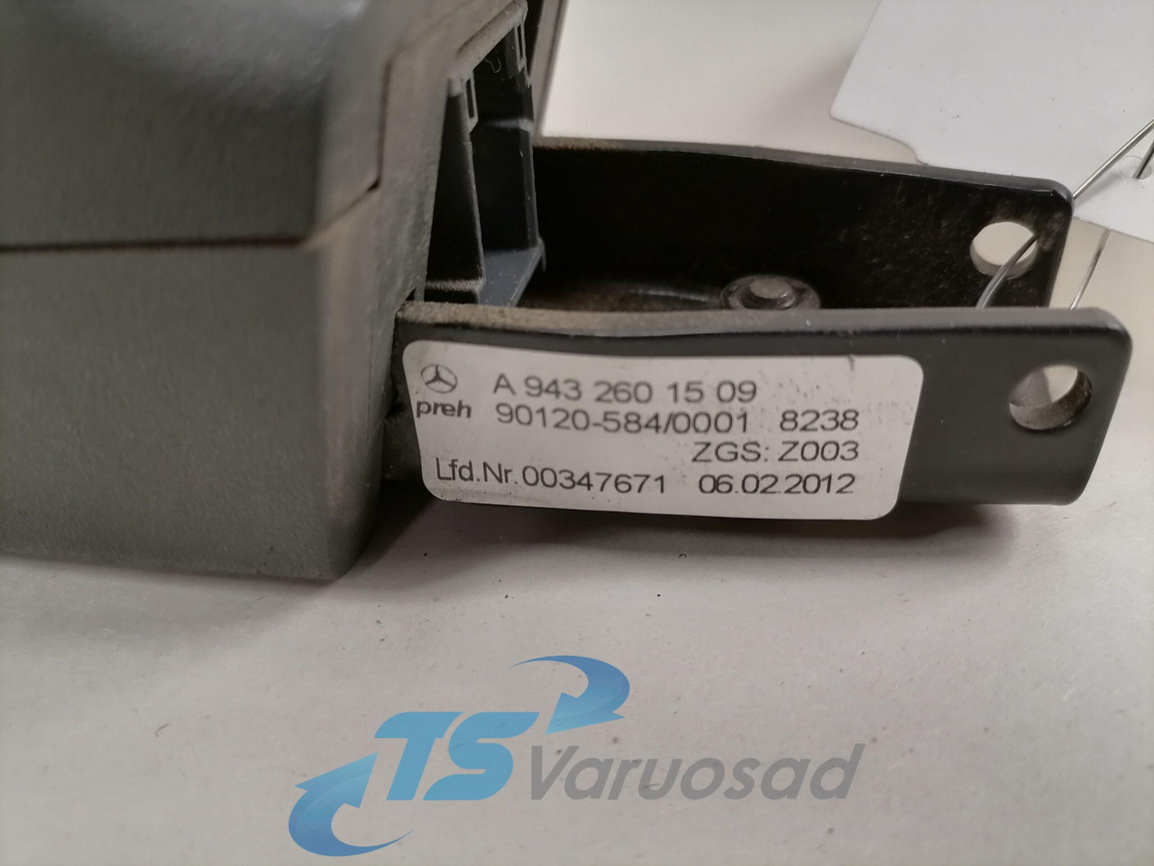 MB Gear control 9432601509 - Коробка передач и запчасти для Грузовиков: фото 4 MB Gear control 9432601509 - Коробка передач и запчасти для Грузовиков: фото 4