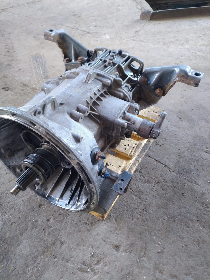 MB Gearbox G60-6 - Коробка передач и запчасти для Грузовиков: фото 3 MB Gearbox G60-6 - Коробка передач и запчасти для Грузовиков: фото 3