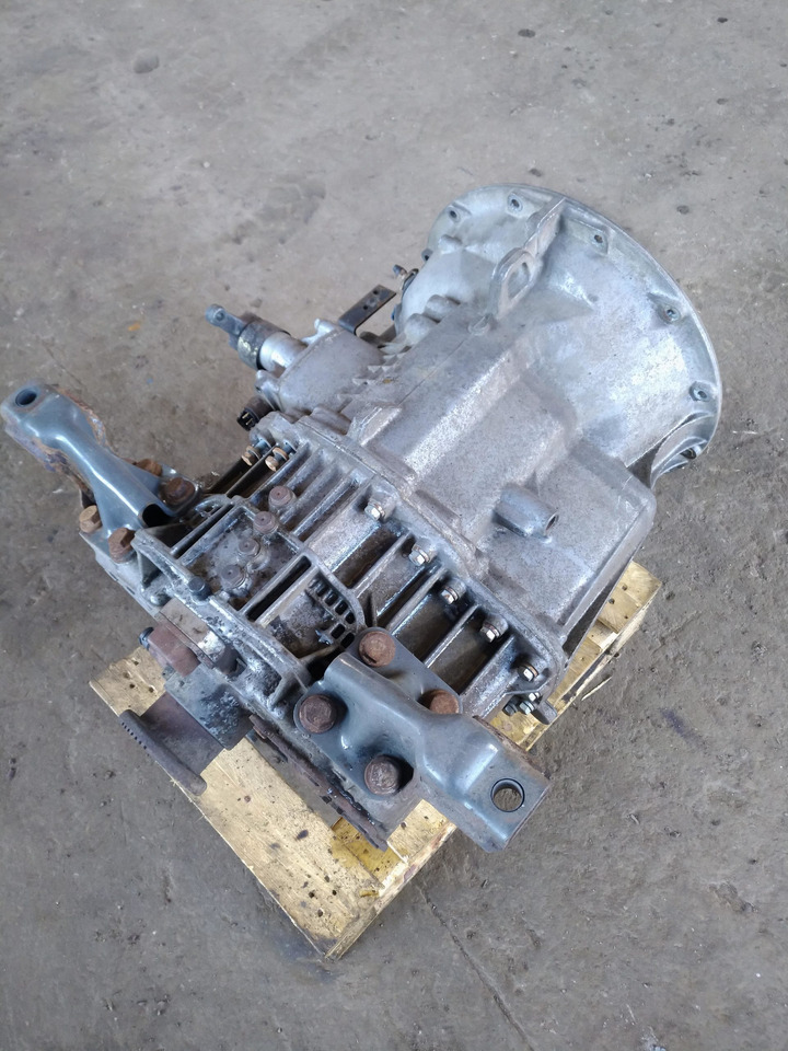 MB Gearbox G60-6 - Коробка передач и запчасти для Грузовиков: фото 1 MB Gearbox G60-6 - Коробка передач и запчасти для Грузовиков: фото 1