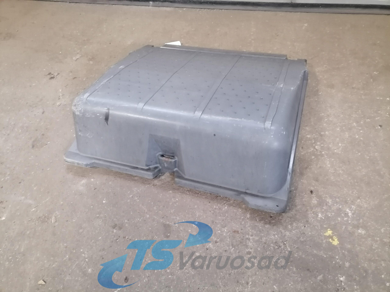 Mercedes-Benz Battery cover A9415410103 - Аккумулятор для Грузовиков: фото 1 Mercedes-Benz Battery cover A9415410103 - Аккумулятор для Грузовиков: фото 1