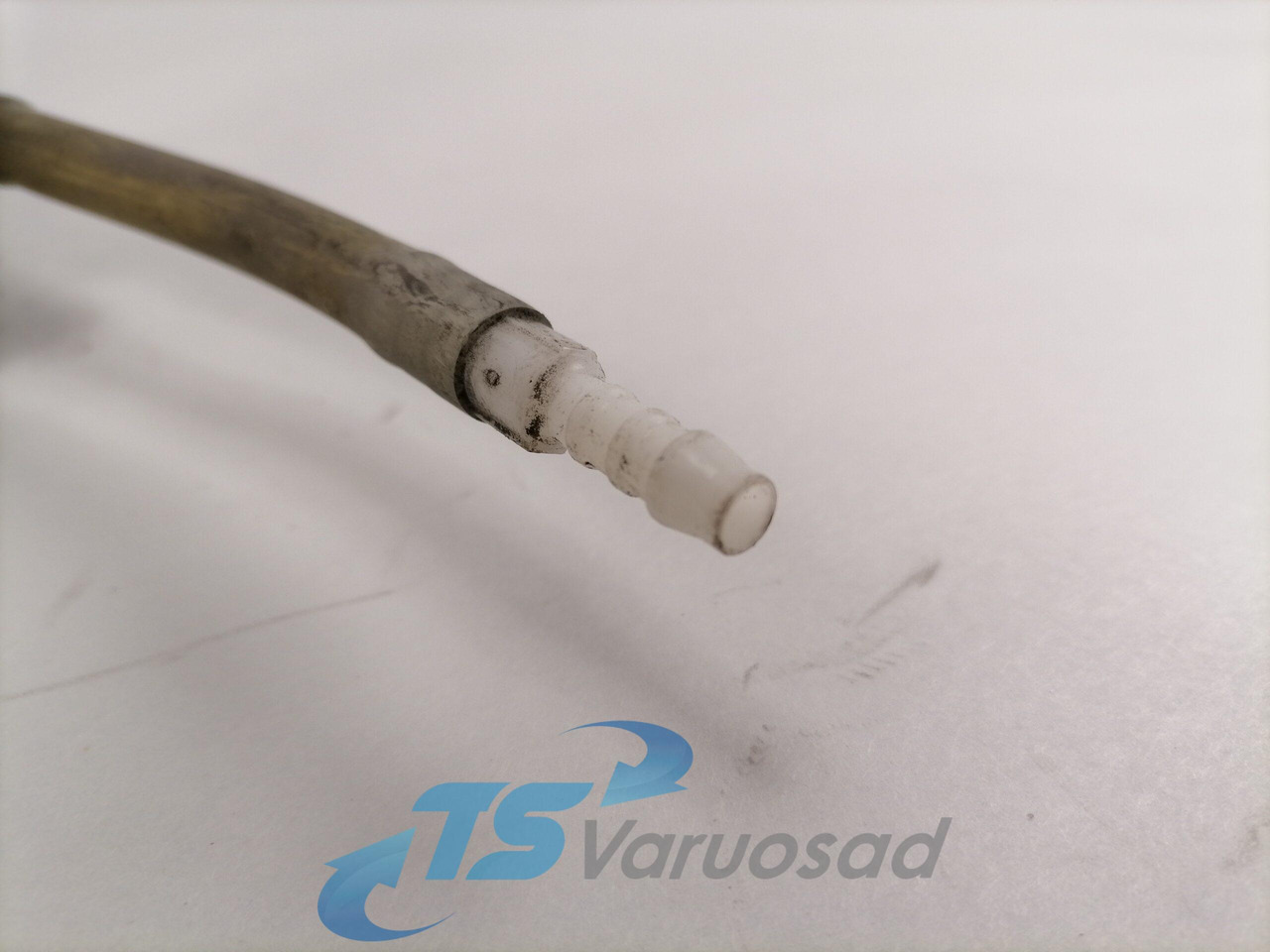 Mercedes-Benz glass washing pump A0008694021 - Щетка стеклоочистителя для Грузовиков: фото 2 Mercedes-Benz glass washing pump A0008694021 - Щетка стеклоочистителя для Грузовиков: фото 2