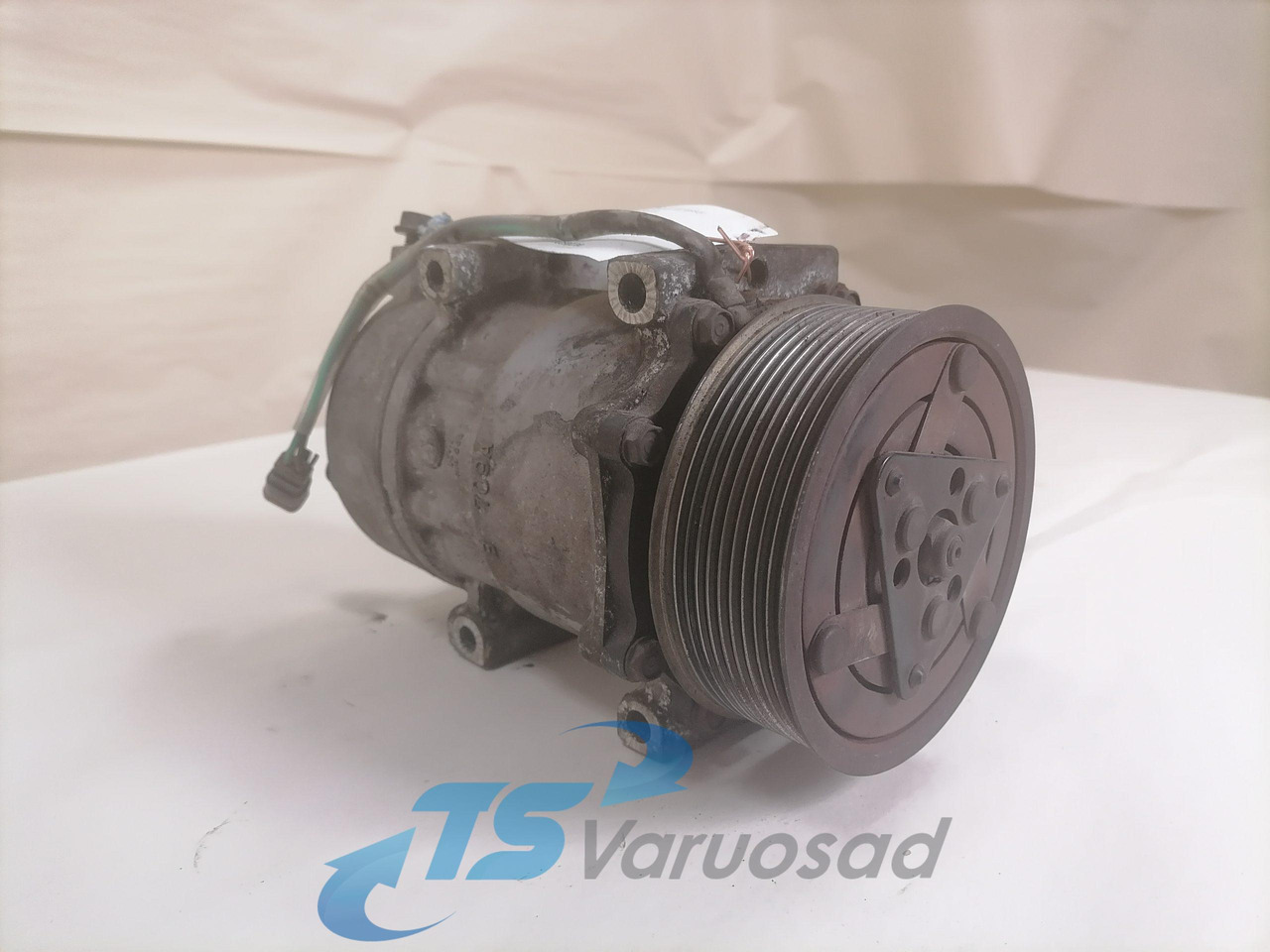 Scania A/C compressor 091019087 - Отопление/ Вентиляция для Грузовиков: фото 1 Scania A/C compressor 091019087 - Отопление/ Вентиляция для Грузовиков: фото 1