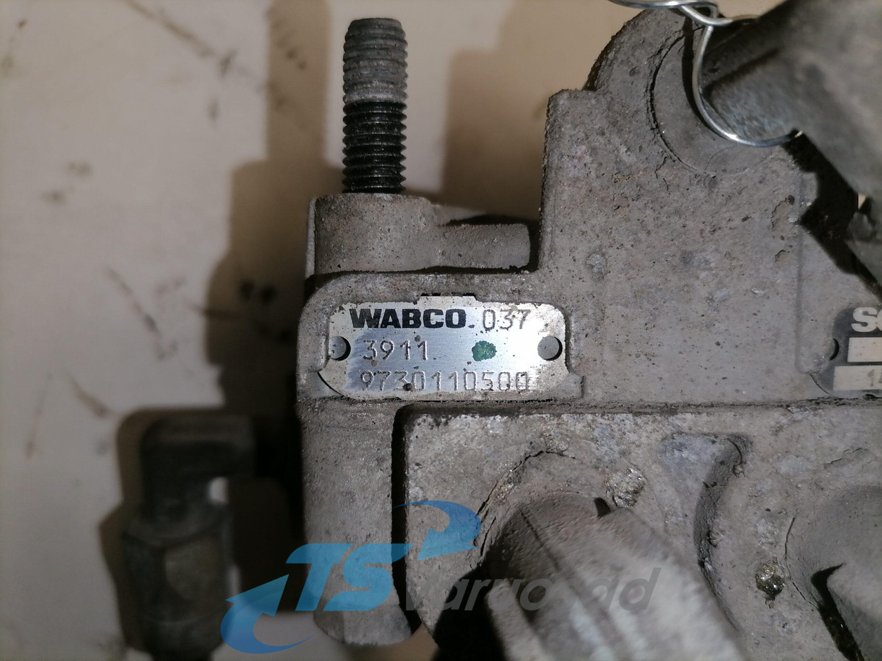 Scania Air pressure control valve 1425183 - Тормозной клапан для Грузовиков: фото 4 Scania Air pressure control valve 1425183 - Тормозной клапан для Грузовиков: фото 4