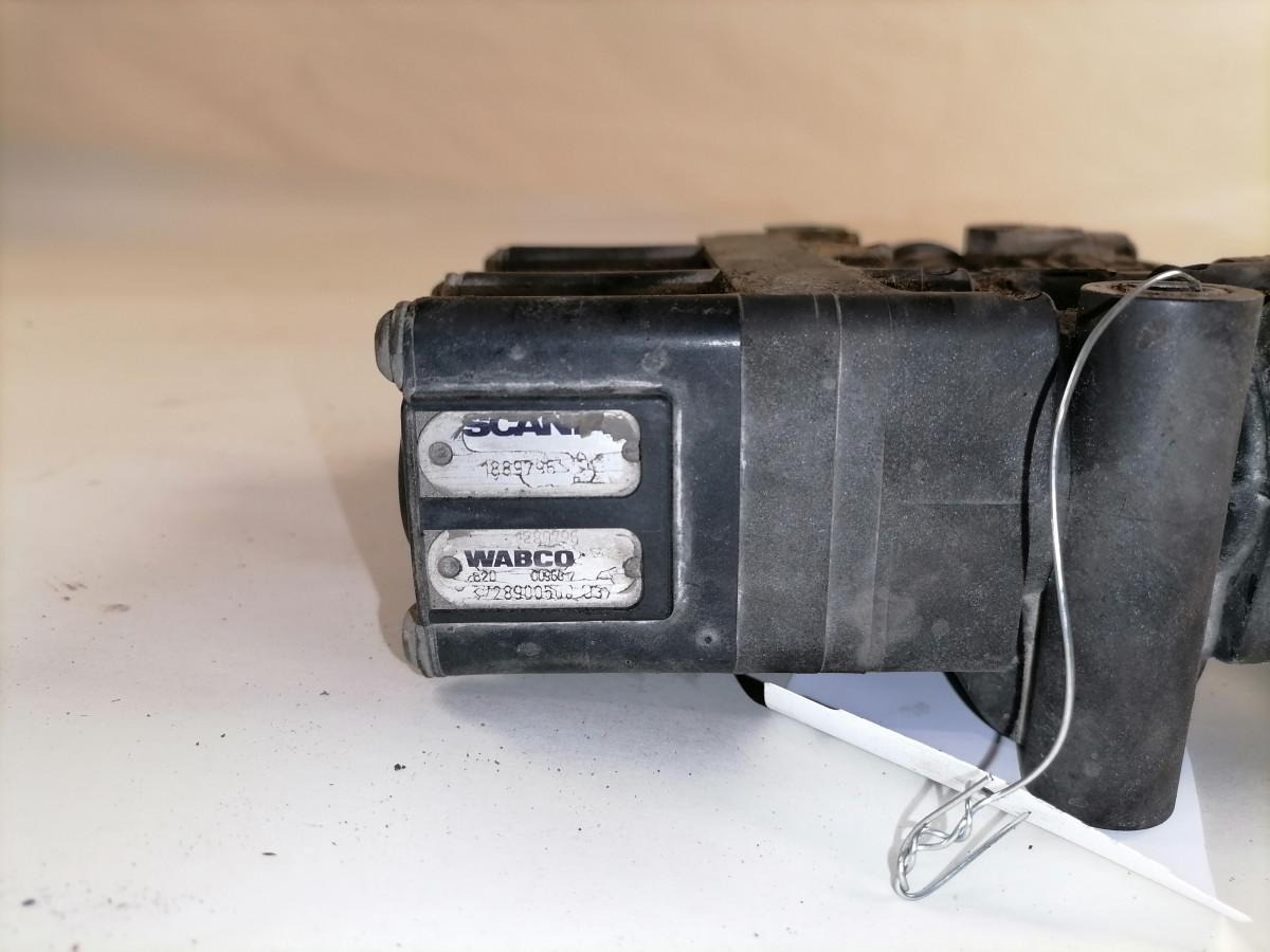 Scania Air suspension control valve, ECAS 1889796 - Тормозной клапан для Грузовиков: фото 4 Scania Air suspension control valve, ECAS 1889796 - Тормозной клапан для Грузовиков: фото 4
