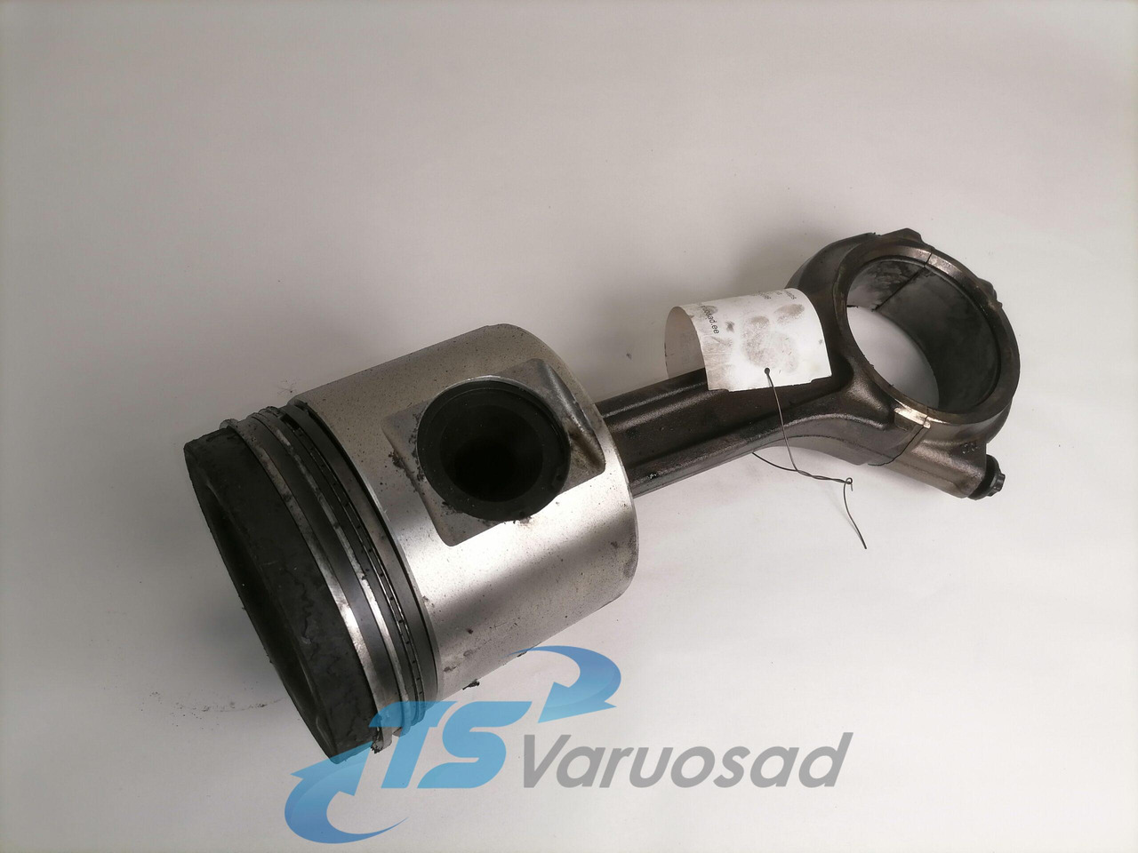 Scania Connecting rod + piston 1798596 - Поршень/ Кольцо/ Втулка для Грузовиков: фото 1 Scania Connecting rod + piston 1798596 - Поршень/ Кольцо/ Втулка для Грузовиков: фото 1