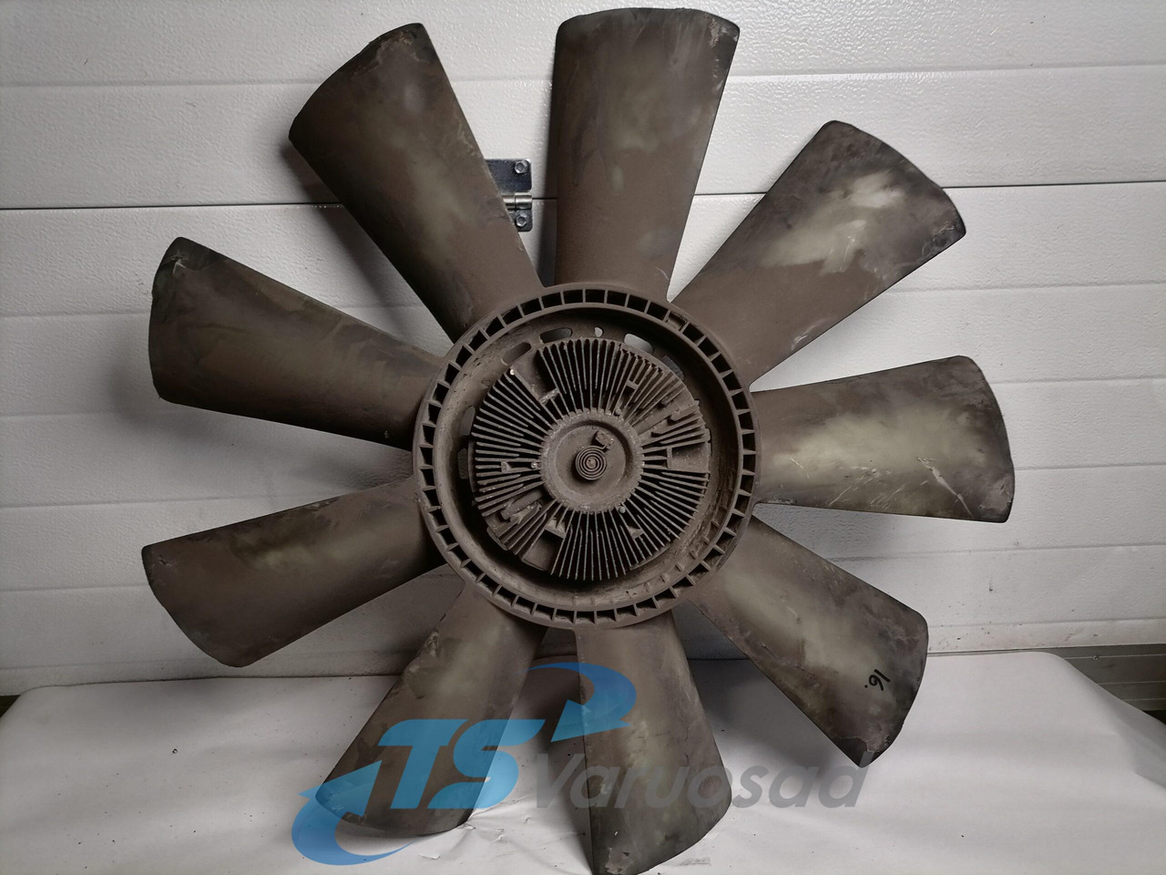 Scania Cooling fan 1354979 - Вентилятор для Грузовиков: фото 1 Scania Cooling fan 1354979 - Вентилятор для Грузовиков: фото 1