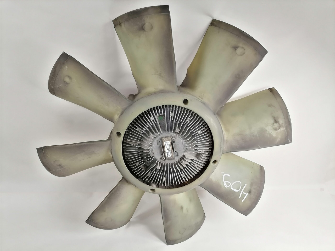 Scania Cooling fan 1412398 - Вентилятор для Грузовиков: фото 2 Scania Cooling fan 1412398 - Вентилятор для Грузовиков: фото 2