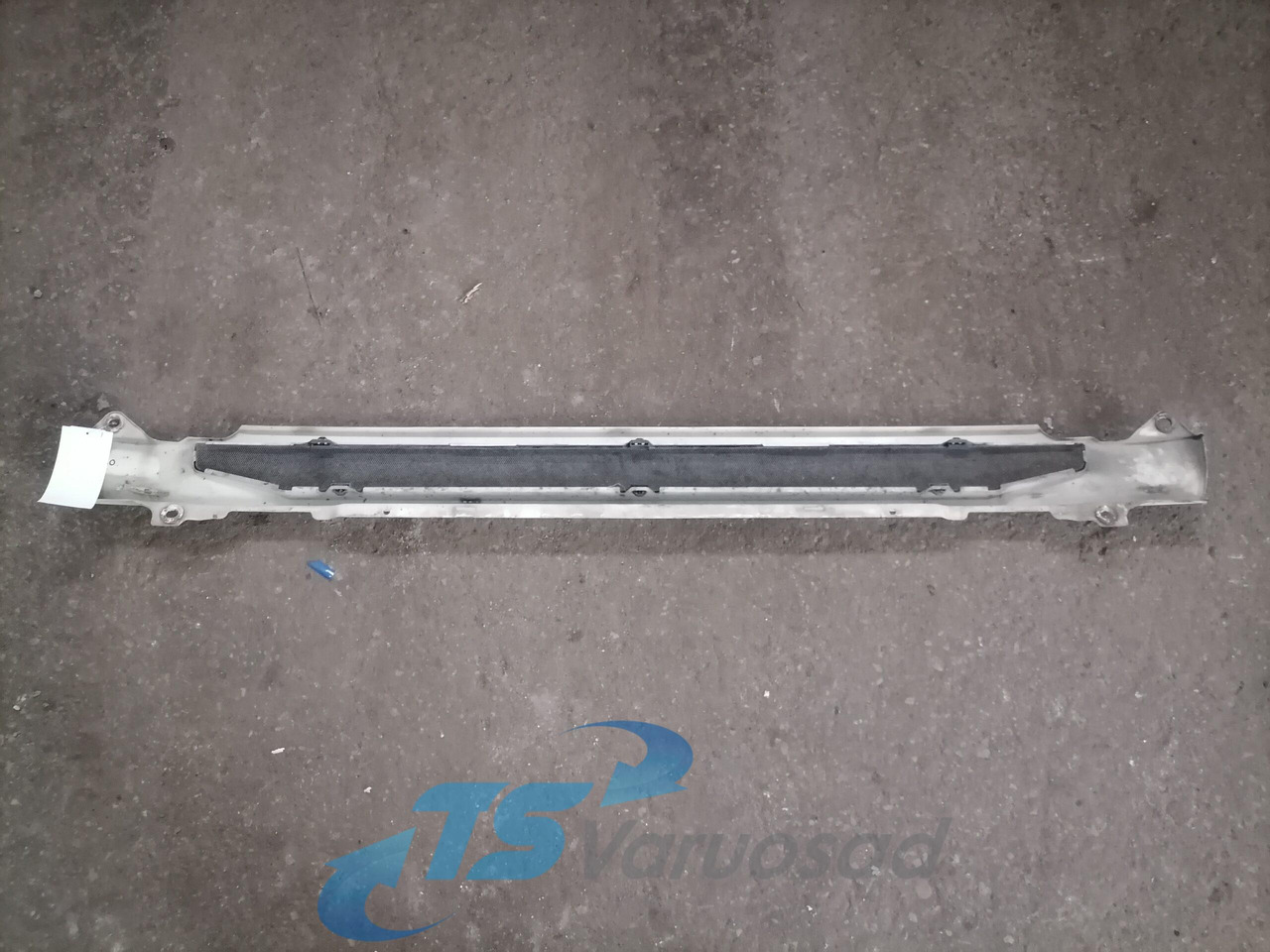Scania Grille panel 1872160 - Решётка радиатора для Грузовиков: фото 2 Scania Grille panel 1872160 - Решётка радиатора для Грузовиков: фото 2