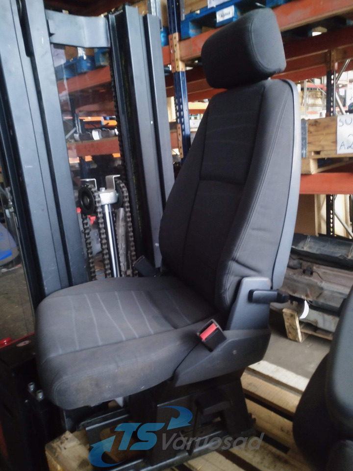 Scania Passenger seat - Сиденье для Грузовиков: фото 4 Scania Passenger seat - Сиденье для Грузовиков: фото 4